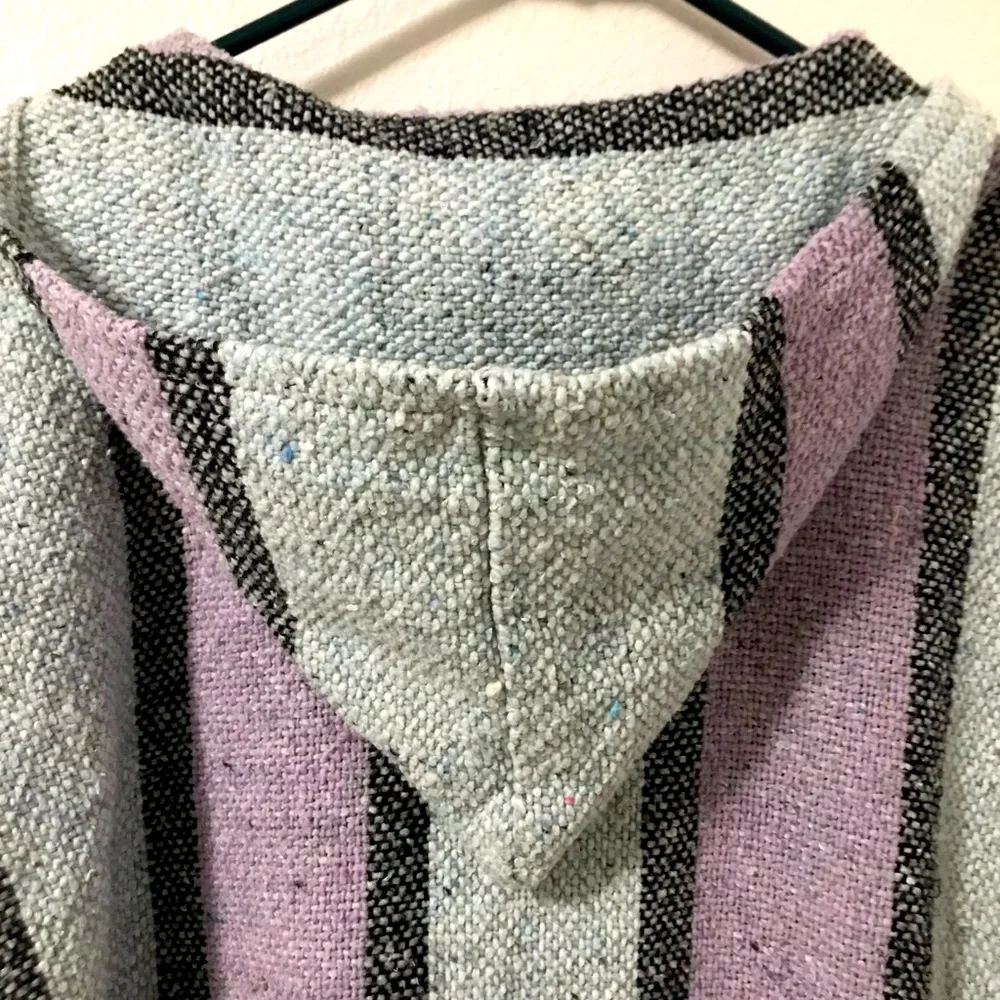 Señor Lopez Vintage 90’s Women’s Striped Pull Over Beach Hoodie